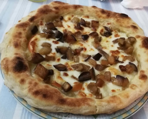 pizza-bianca-alle-melanzane